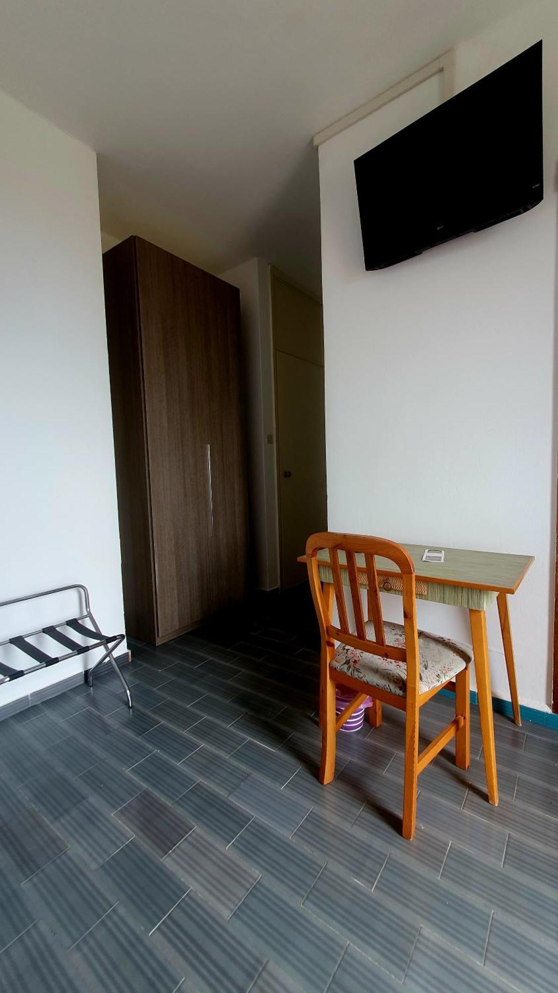 Hotel Serena Spiazzi Di Caprino Ngoại thất bức ảnh