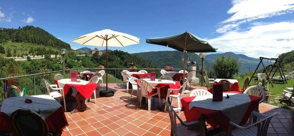 Hotel Serena Spiazzi Di Caprino Ngoại thất bức ảnh